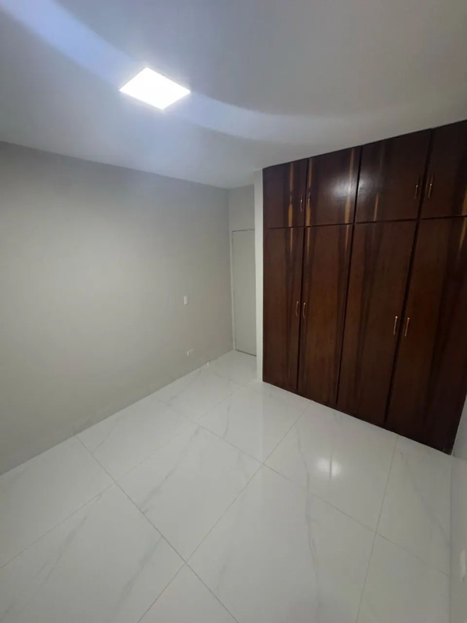 Setor Sul - Apartamento com 4 quartos.