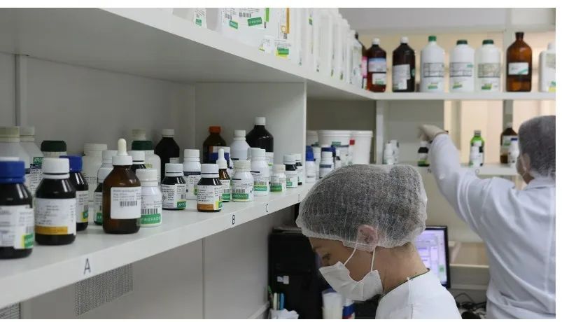 Farmácia de Manipulação Consolidada à Venda