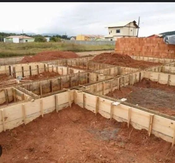 PEDREIRO CONSTRUIR OU REFORMA