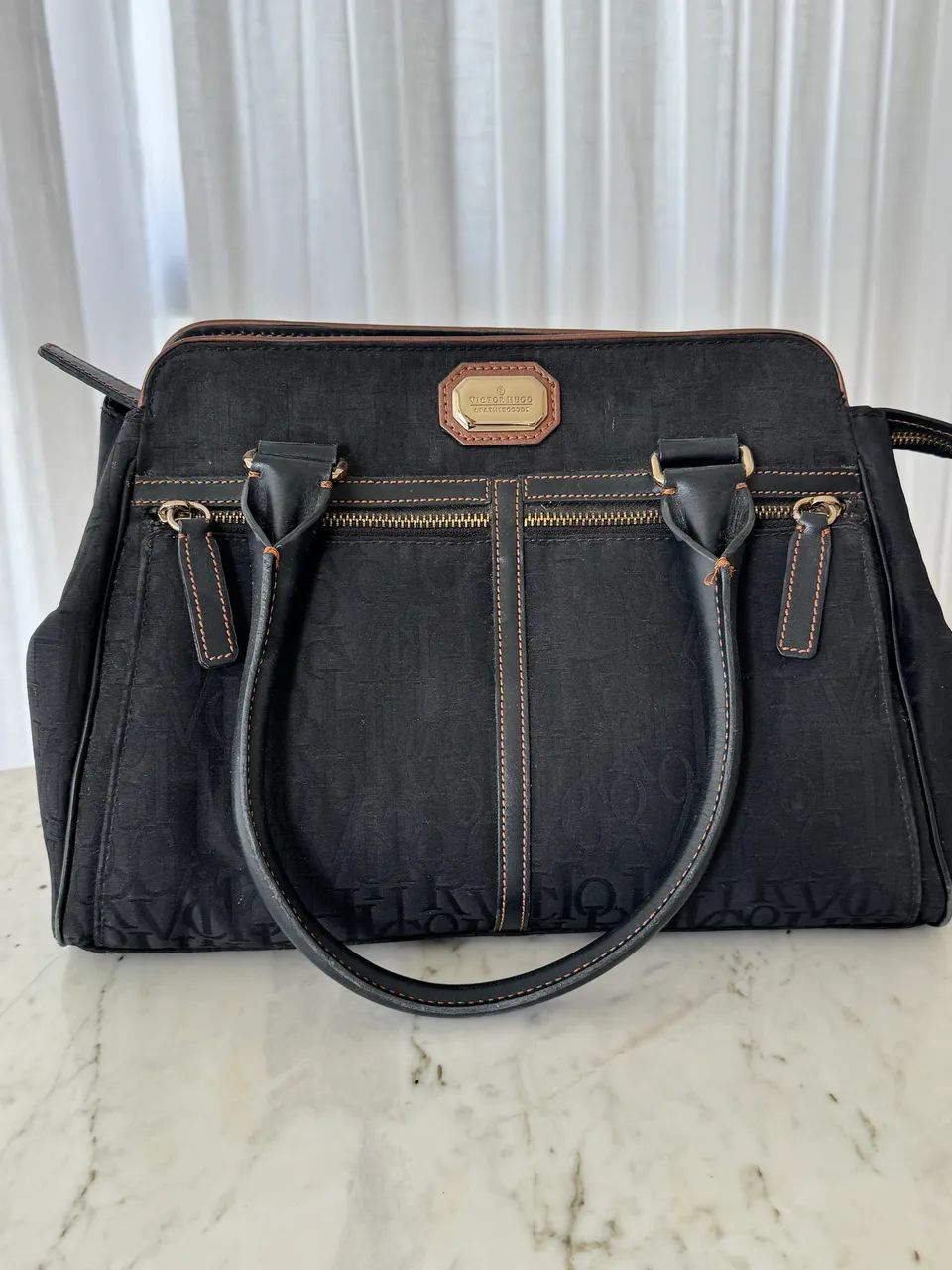 Bolsa Victor Hugo em ótimo estado