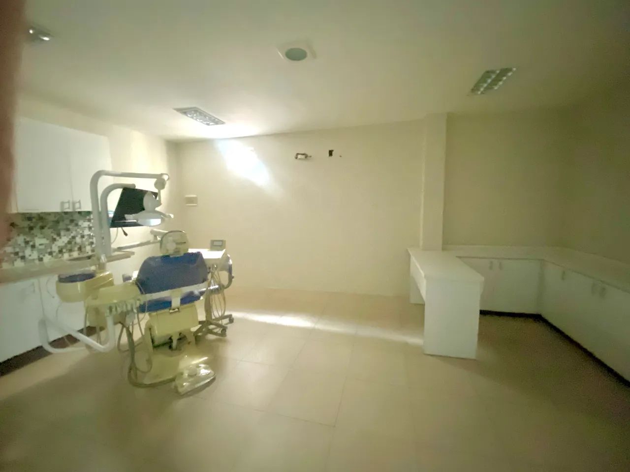 Aluga-se excelente sala para consultório mobiliada e bem localizada e com ótima estrutura  - Foto 4