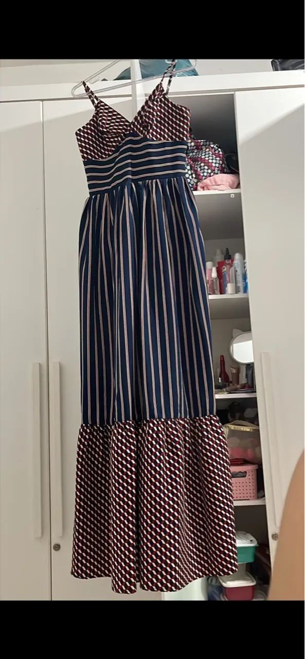 Vestido longo listrado