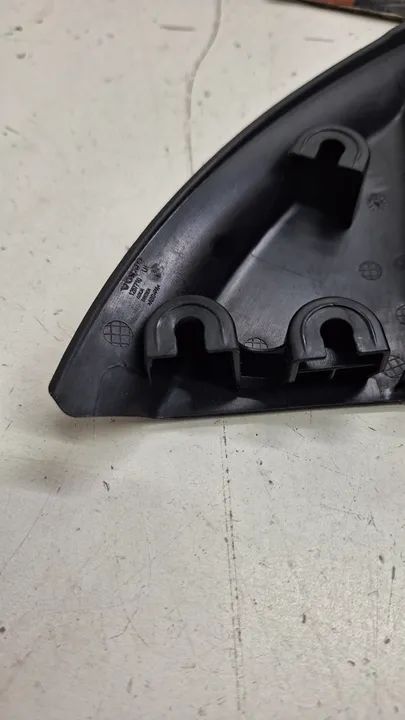 Acabamento Retrovisor Interno Lado Esquerdo Volvo V40 2019 - Foto 4