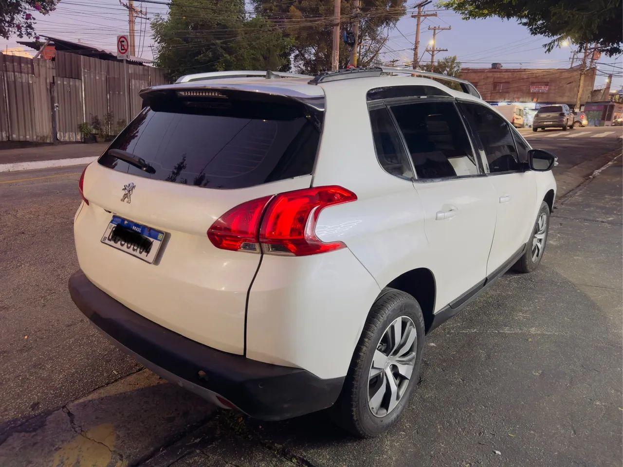 Peugeot 2008 Turbo baixa km! - Foto 5