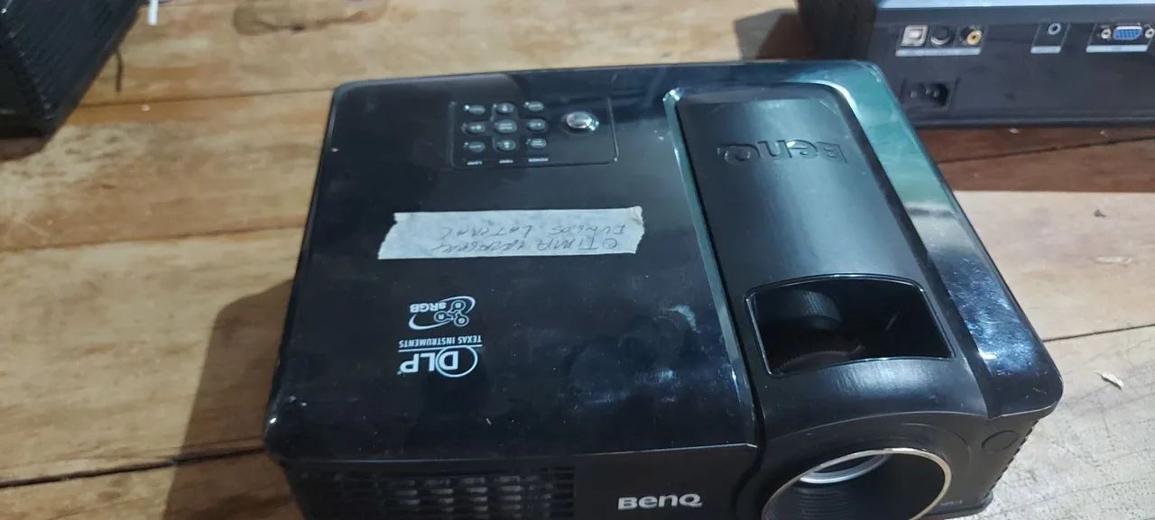 Benq projector model MP 515 has a spot in the corner of the screen64573372347651121