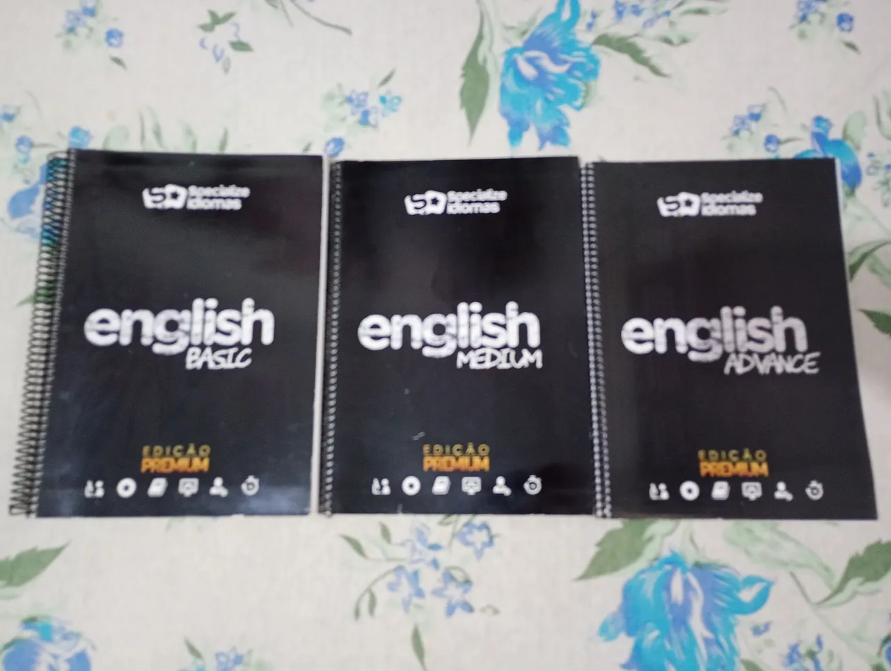 Livros de Inglês - Basic, Medium e Advance