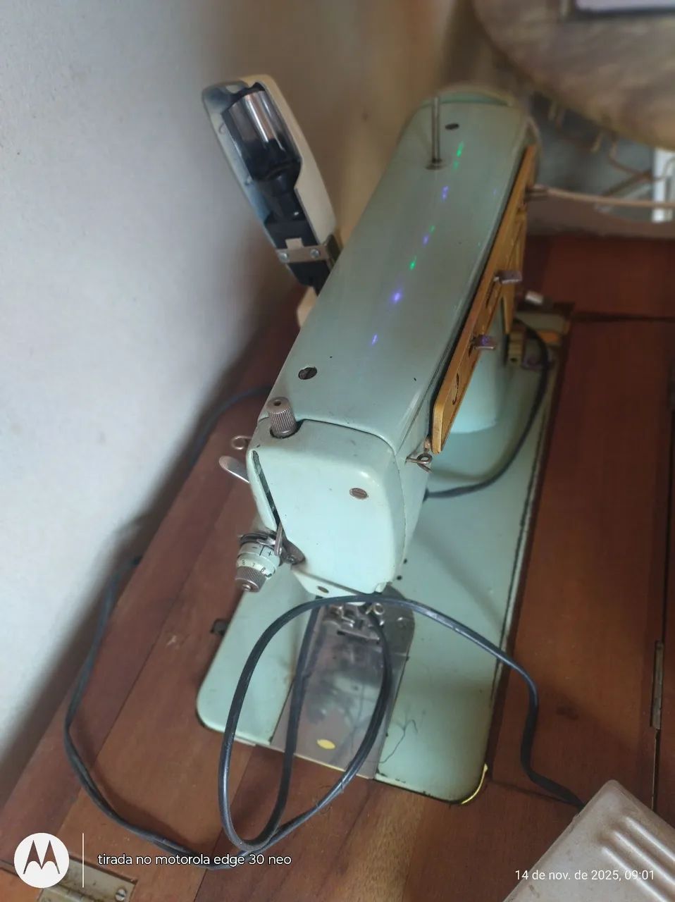 Máquina de costura  - Foto 3
