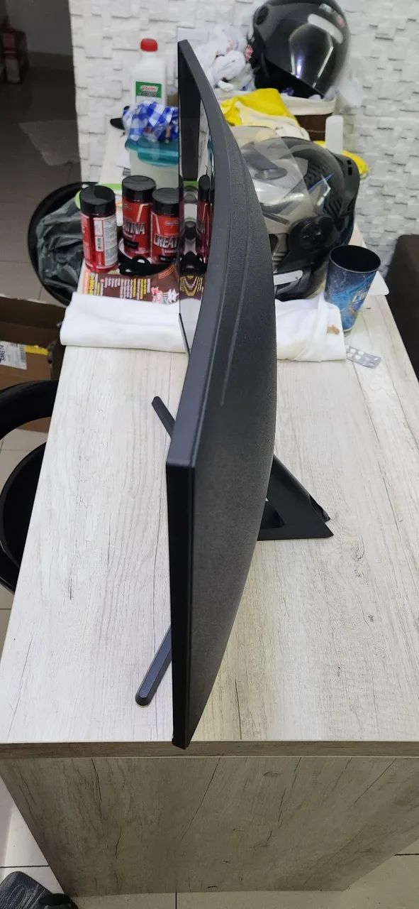 Monitor Curvo Samsung 27" Polegadas 240Hz - Foto 2