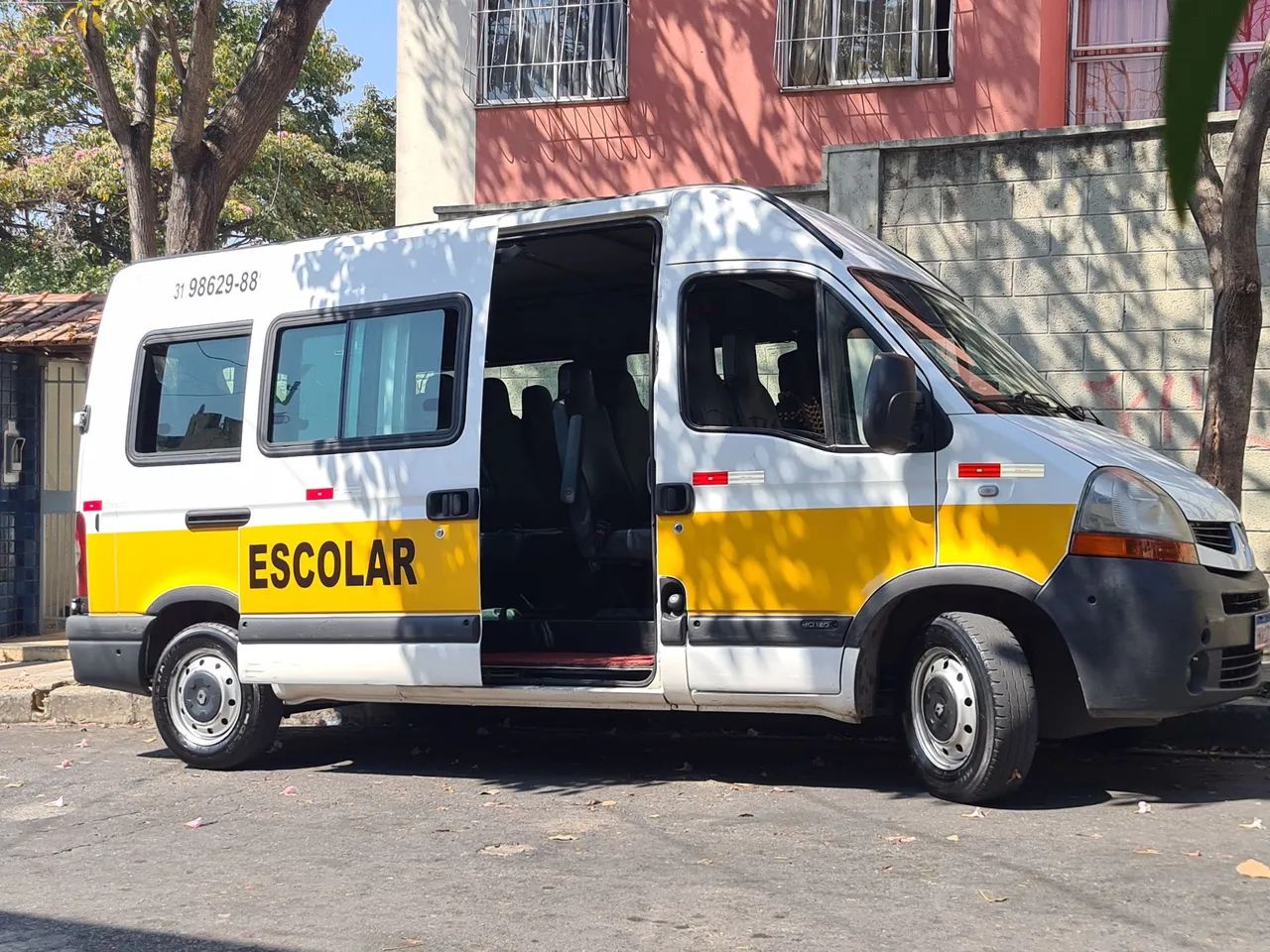 Renault master2.5   2011  15 lugares  - Foto 4