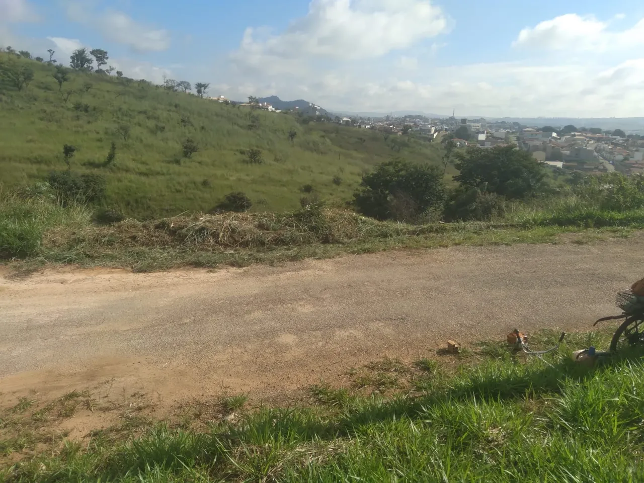Lote/ terreno. Bairro Jardins. Pará de Minas.