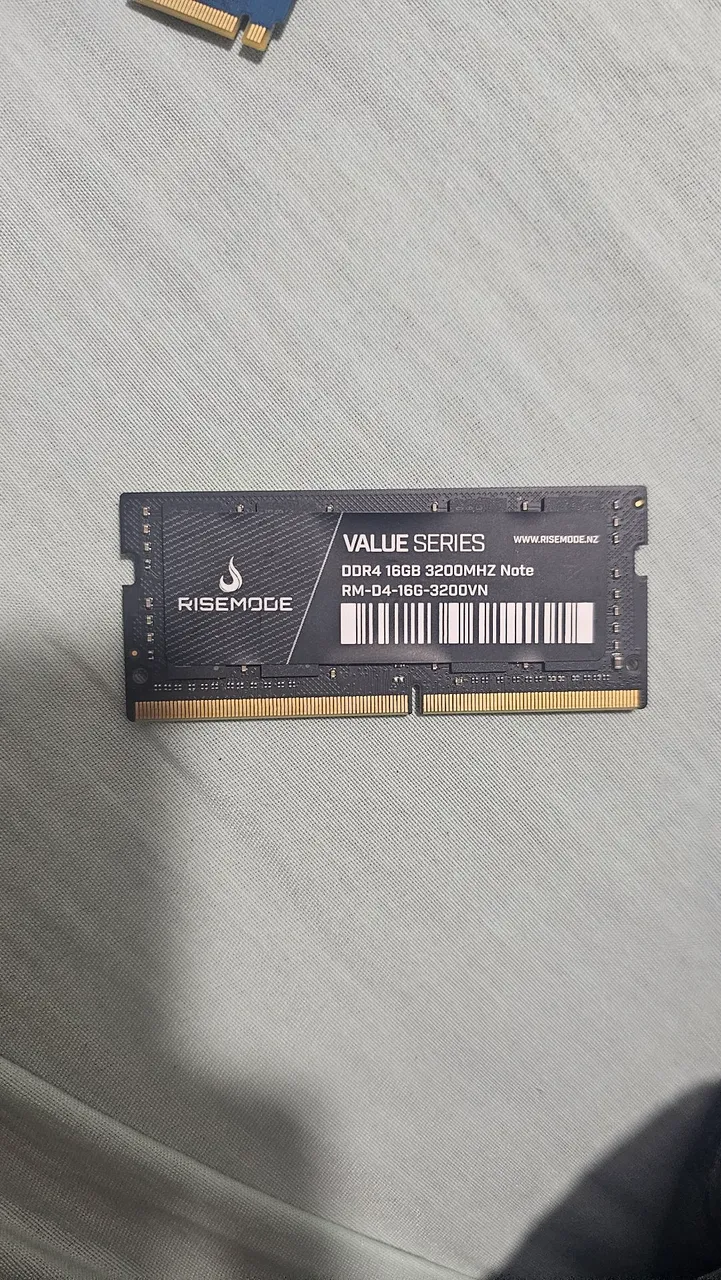 Memória RAM notebook RiseMode DDR4 16GB 3200MHz