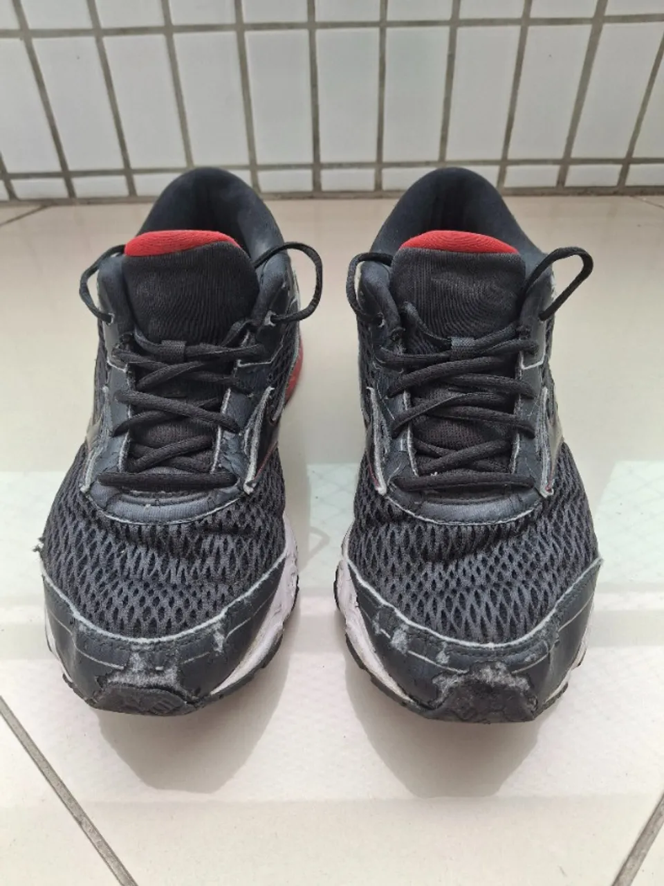 Tênis Mizuno Wave Mirai 2