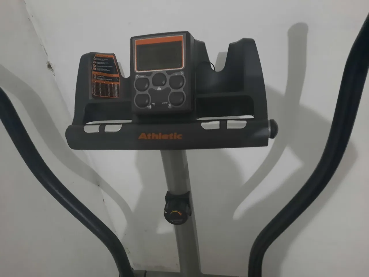 Elíptico Athletic 450reais