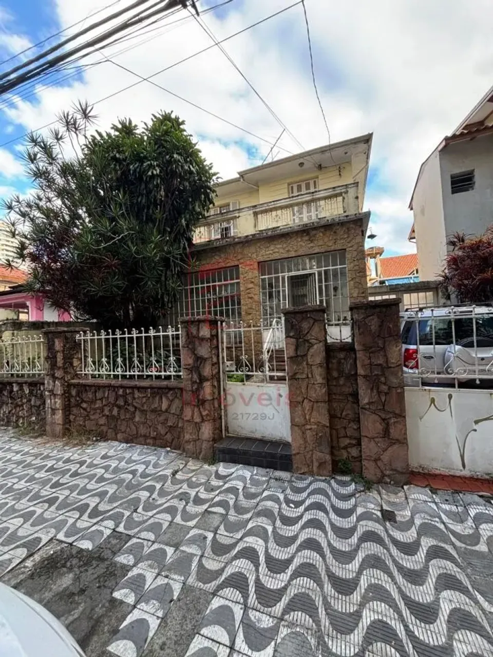 CASA COM 5 DORM. 270M EM LOCALIZAÇÃO PRIVILEGIADA NO BELENZINHO