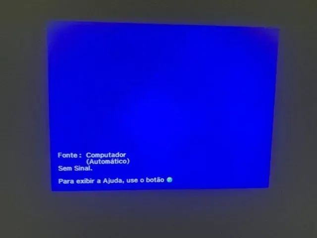 Vendo Projetor de Imagens Epson Power Lite S5 - Foto 5