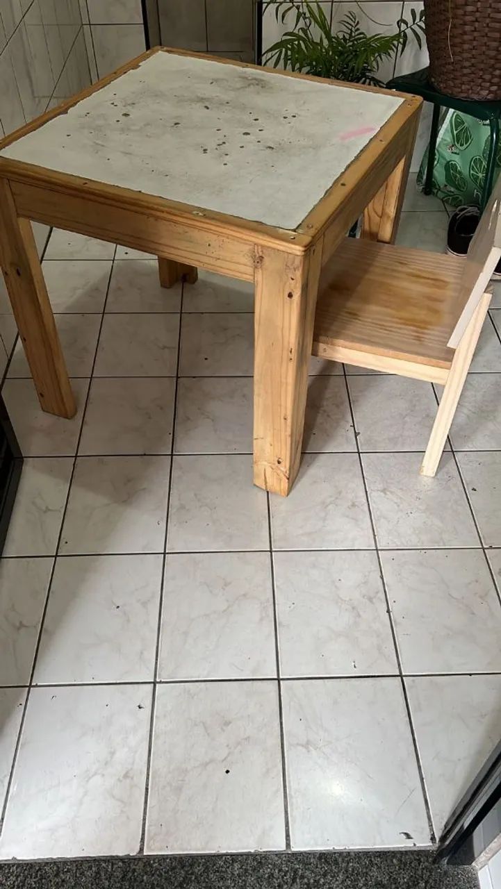 Mesinha para crianças 