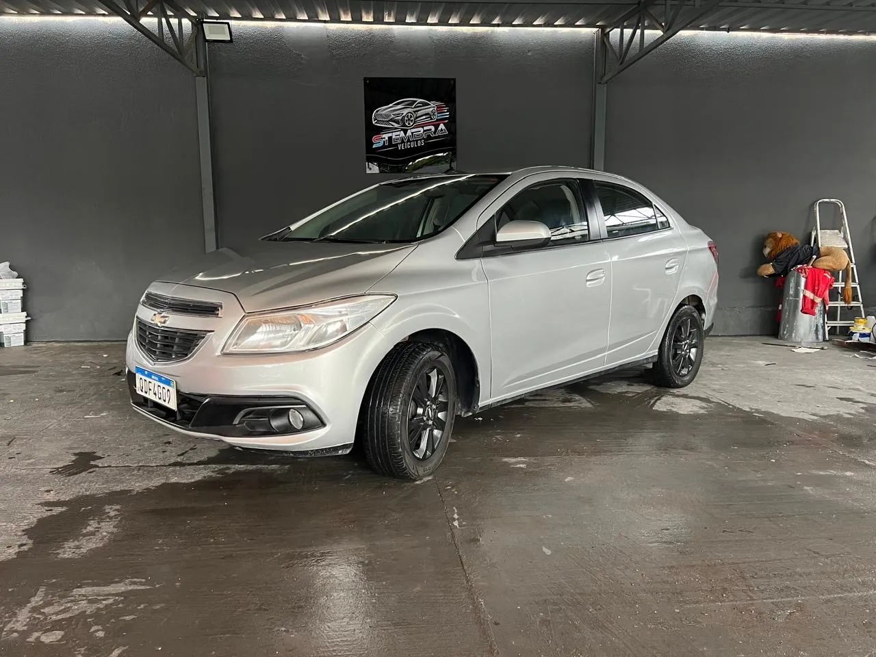 Prisma ltz 2015 automático e bancos em couro