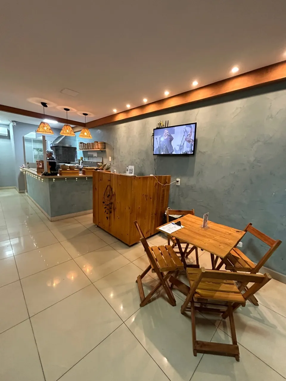 Vendo bistrô de comida havaiana, comercial ideal para restaurante