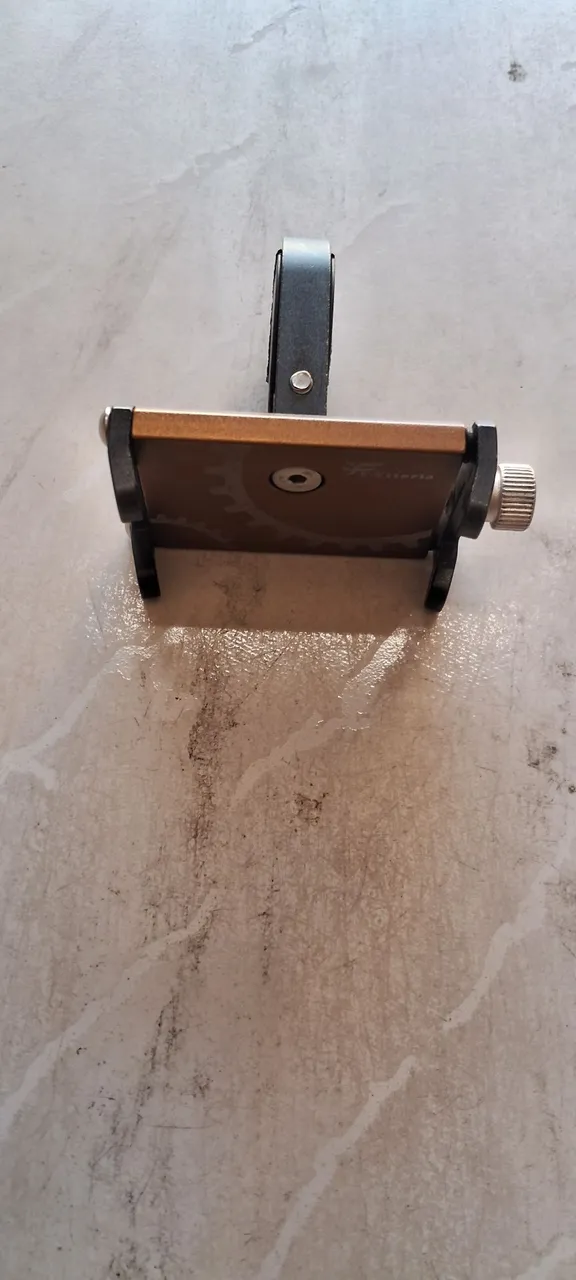Suporte para celular de moto