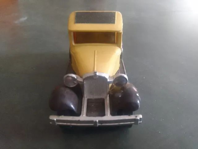 Carrinho Matchbox antigo 