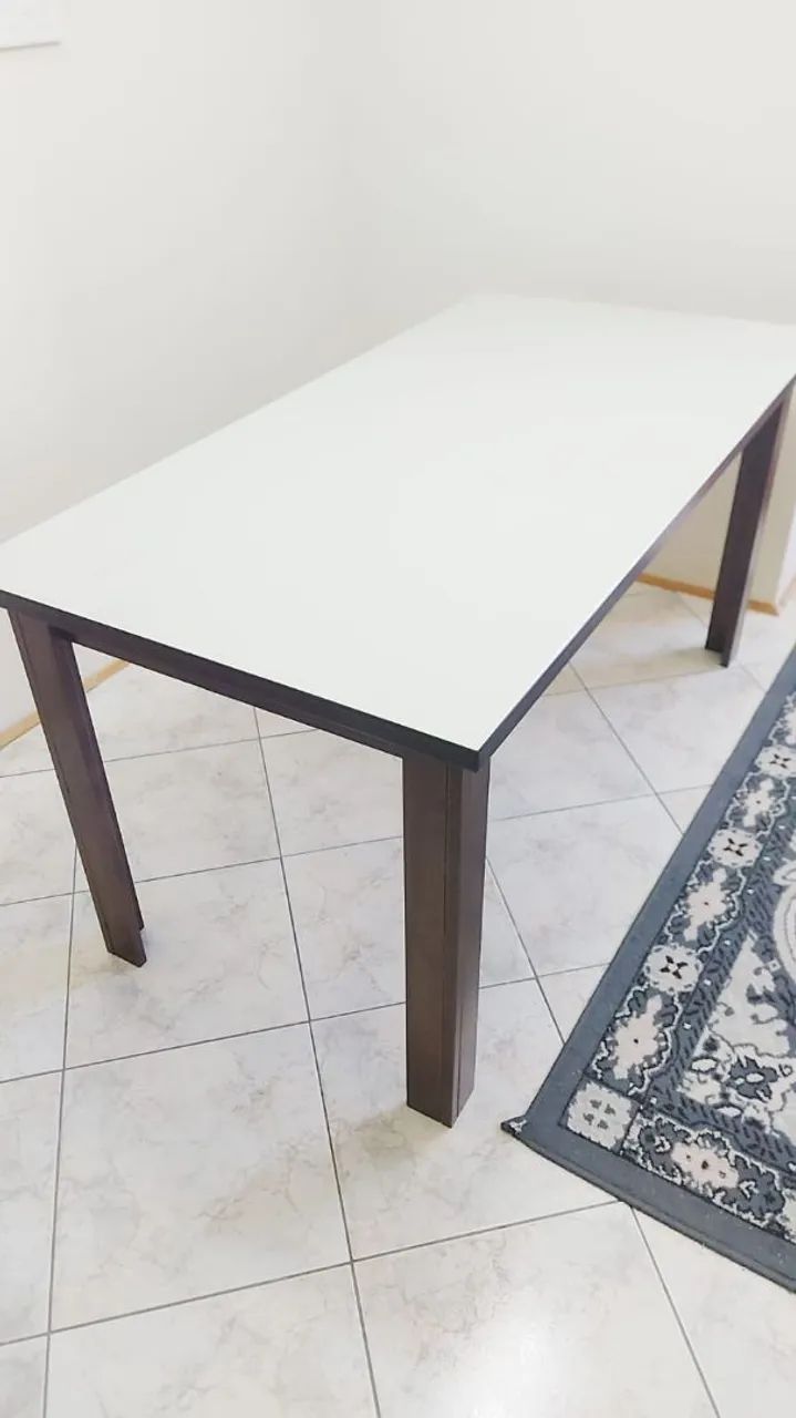 Mesa de Jantar // mesa para sala de jantar