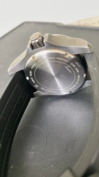 Relógio para Mergulho Profissional  Victorinox Swiss Army Dive Master 500 Black Inox  - Foto 4