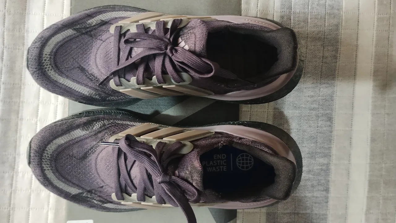 Tênis Adidas Ultraboost light feminino - Tam 36