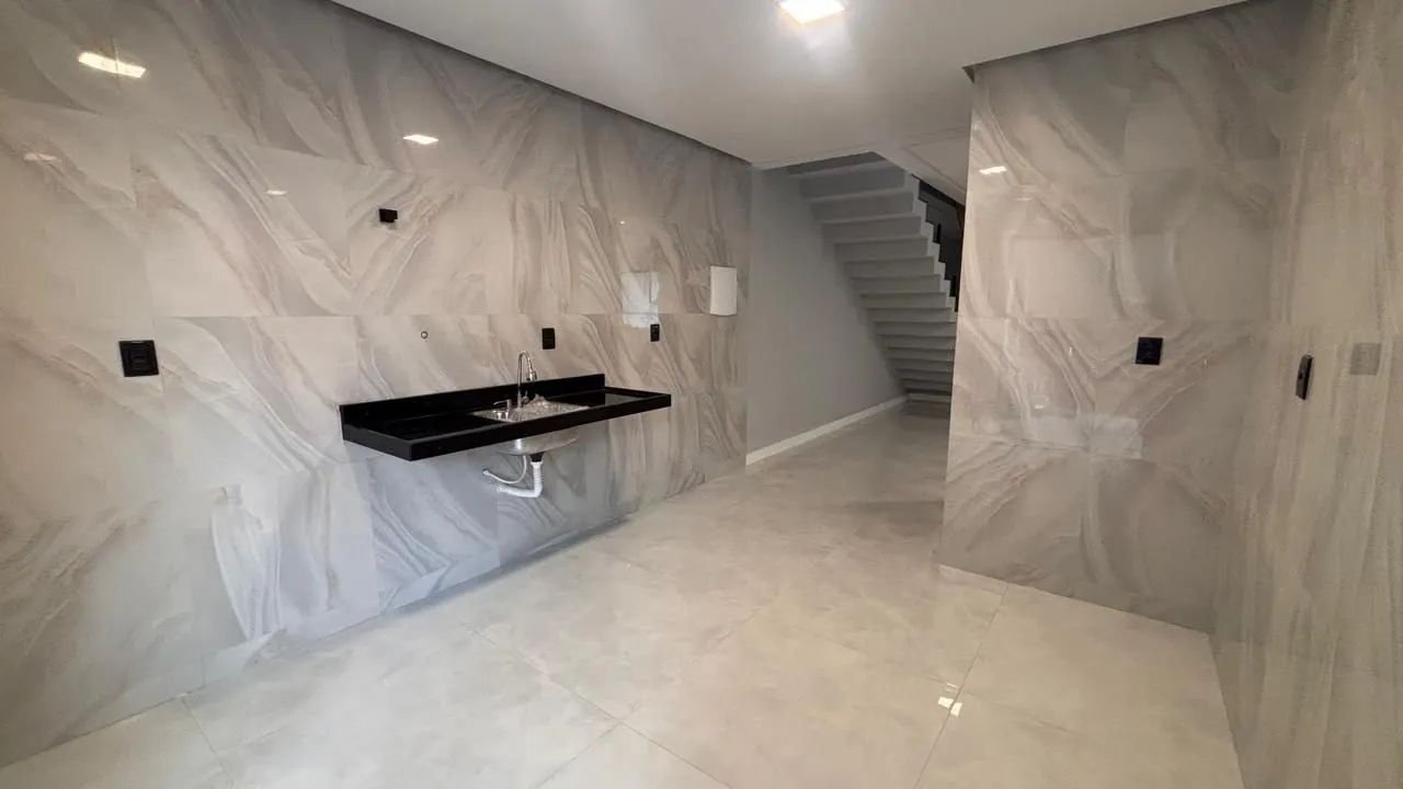 Casa no Quartzo com 225m2 4 suítes  - Foto 2