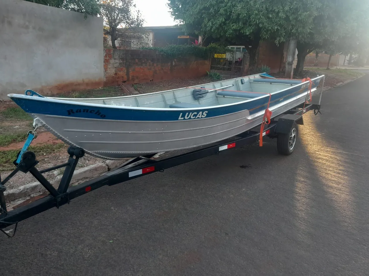 Barco 2004,motor 25 (2015),carreta 2009