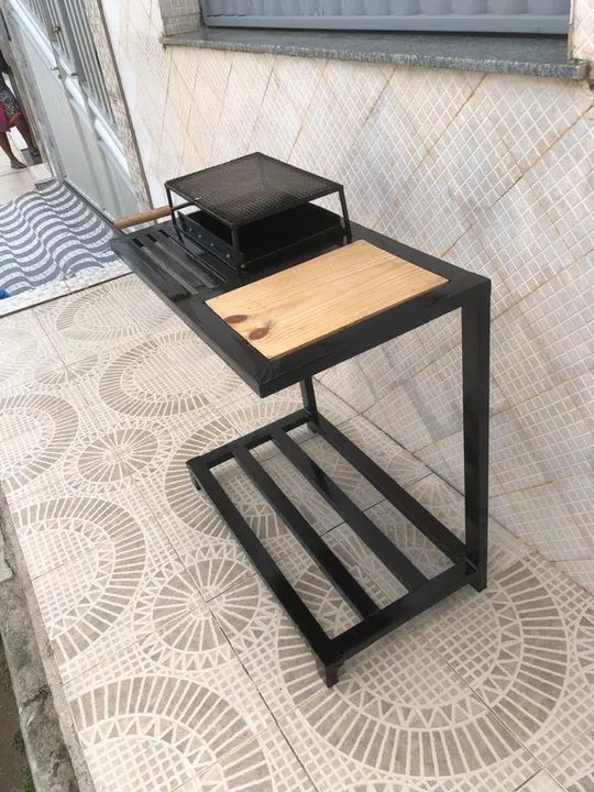 Churrasqueira de Ferro com Prateleira - Foto 4