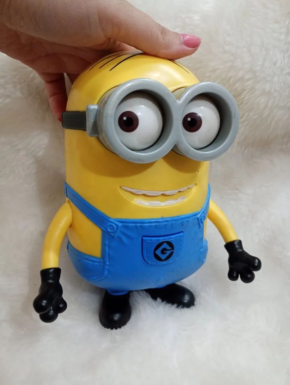 boneco minion eletronico meu malvado favorito falante, fala mais de 10 frases.Thinkway Toy - Foto 2