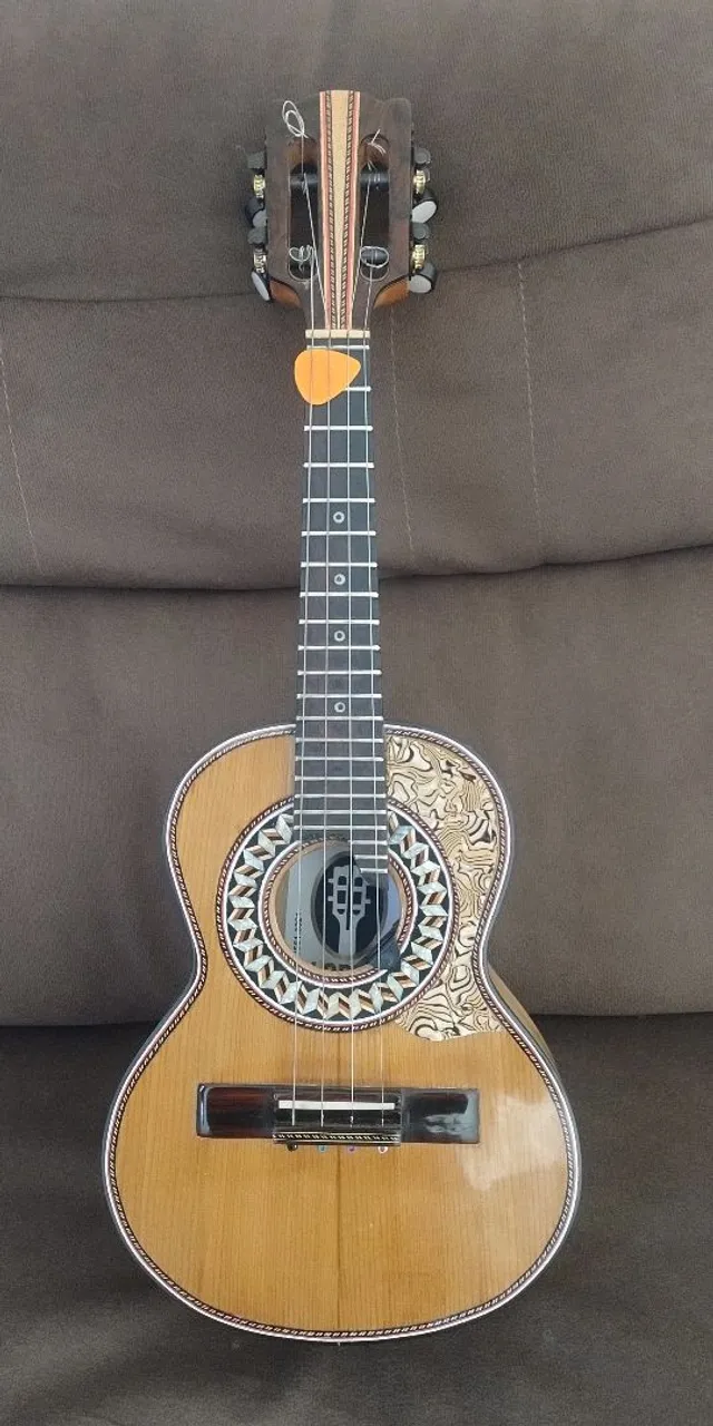 Cavaco Lopes Luthier (Faia)