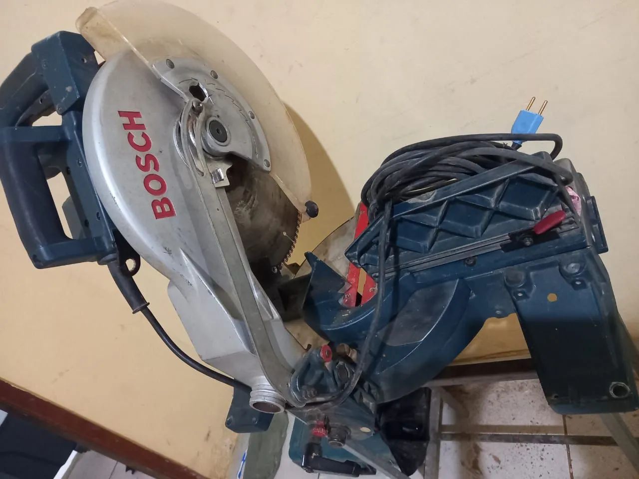 Serra Esquadria GCM12GDL 12 Pol. 1800W 220V BOSCH - Foto 2
