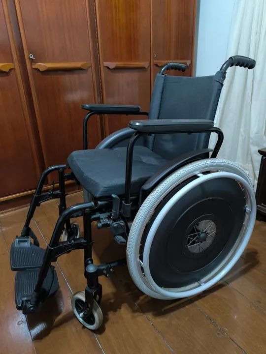 Cadeira de Rodas