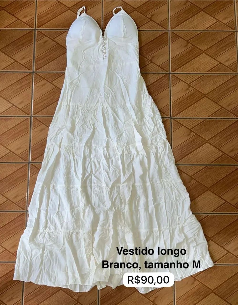 Conjunto Branco, e Vestidos ,novo na etiquetas.  - Foto 2