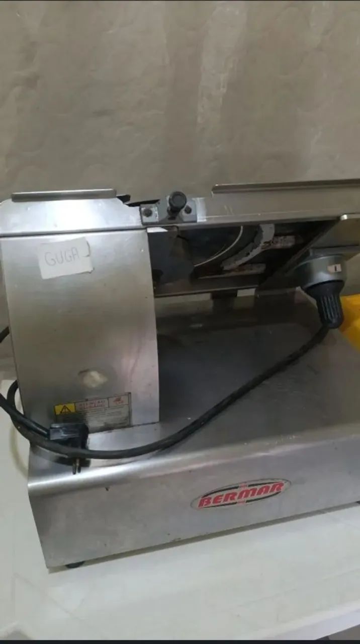 Vendo Máquina de Fatiar Automática Bermaq 127 - Foto 3