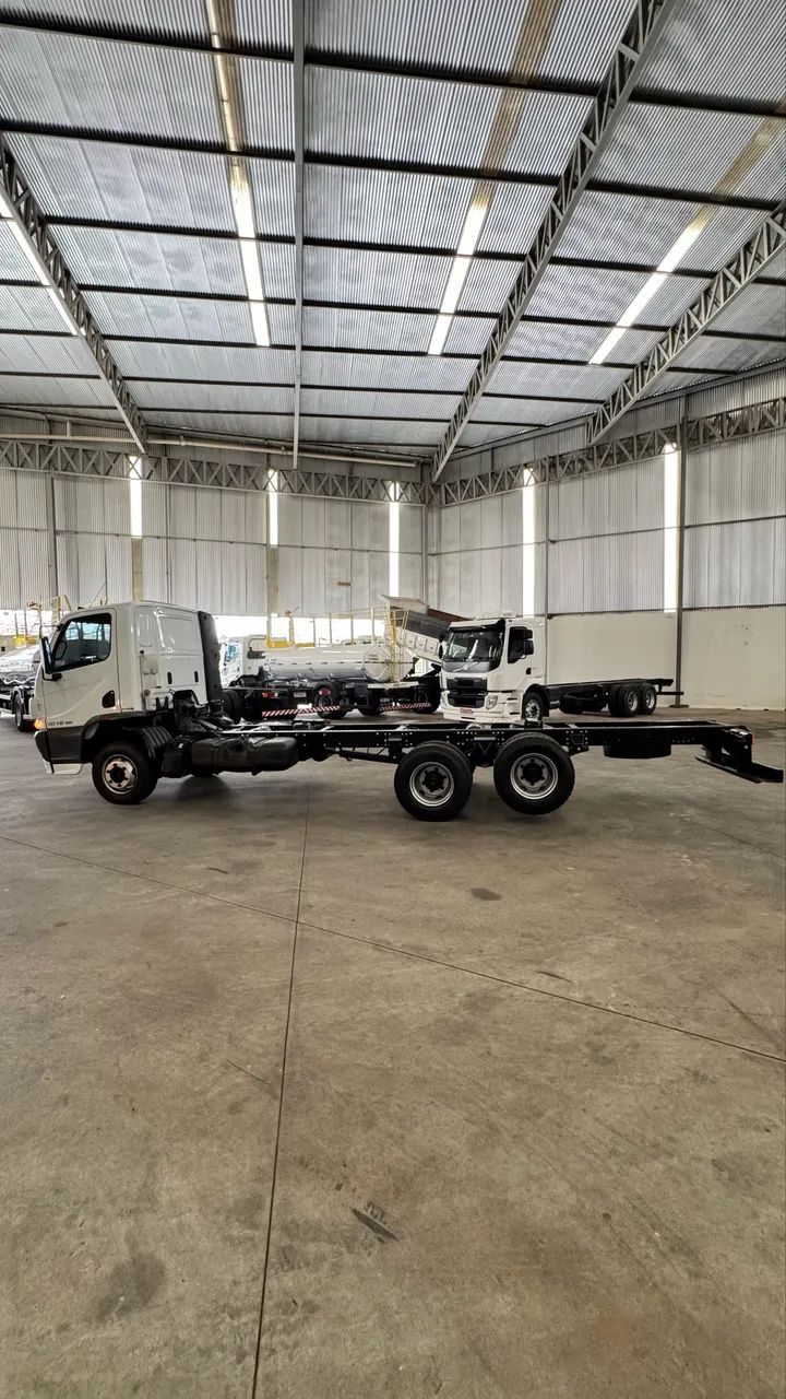MB accelo 1016 truck 2014 impecável  - Foto 12