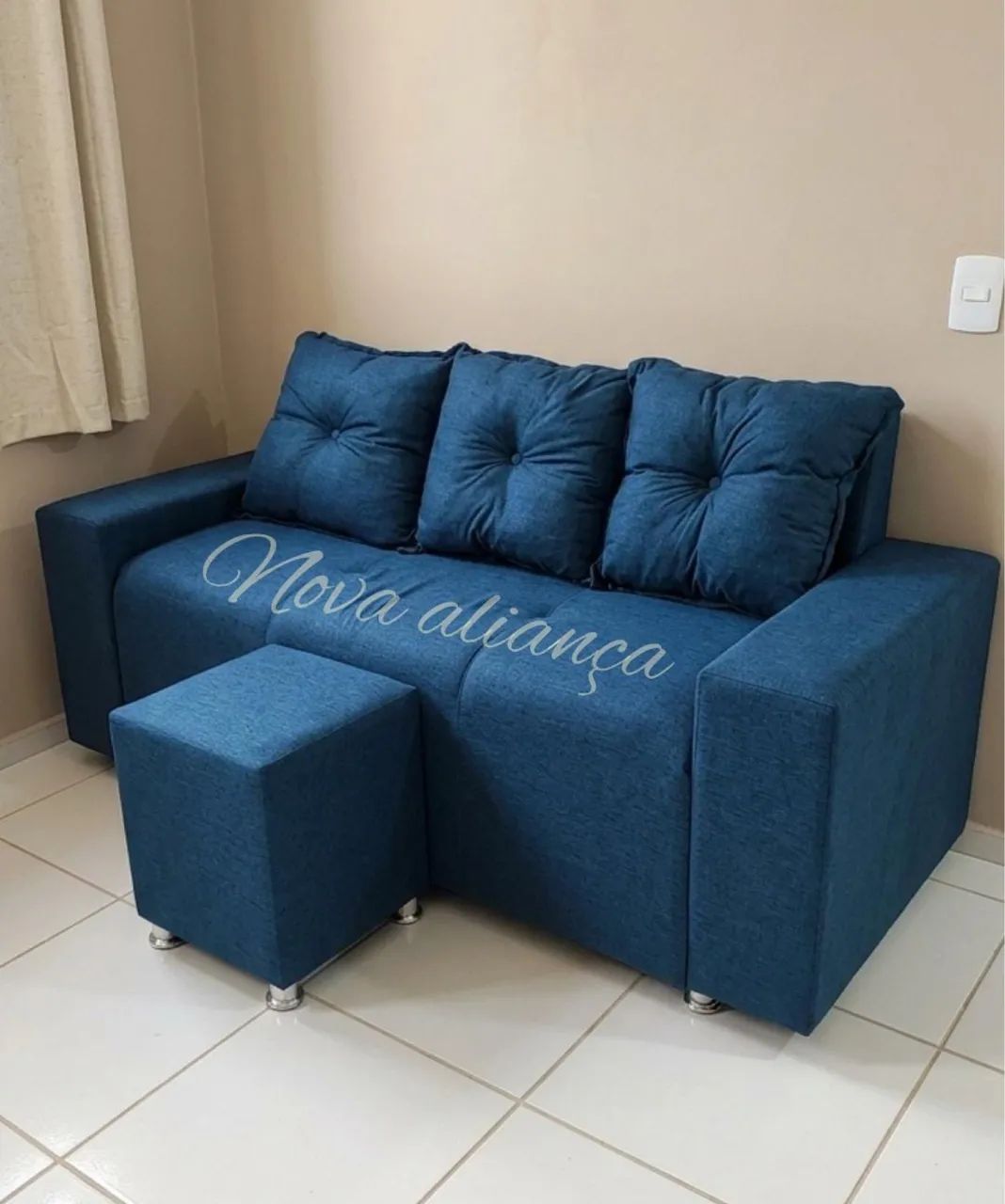 SOFÁ 3 lugares com puff + Entrega grátis  - Foto 2