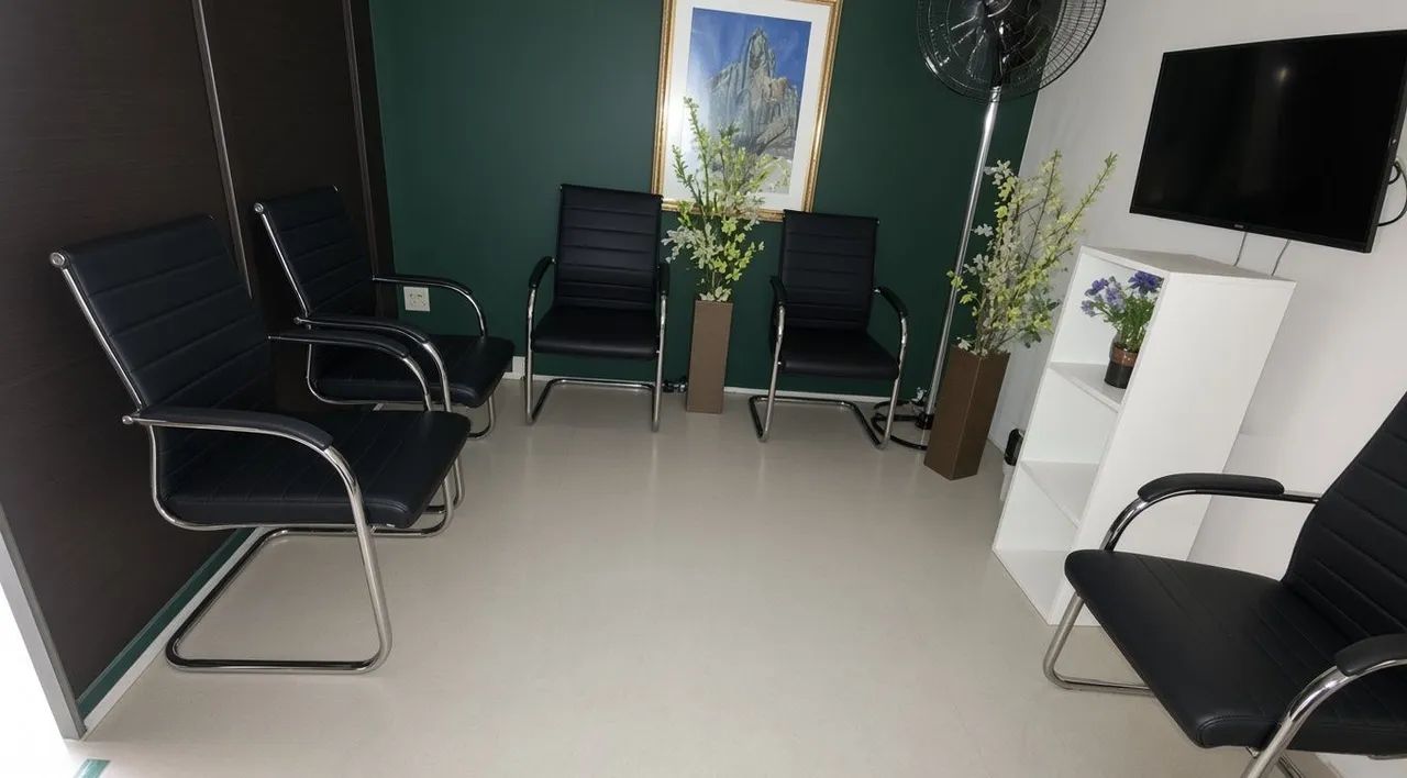 Sala comercial para venda no Centro de Sorocaba, com banheiro privativo, 2 elevadores em l - Foto 3