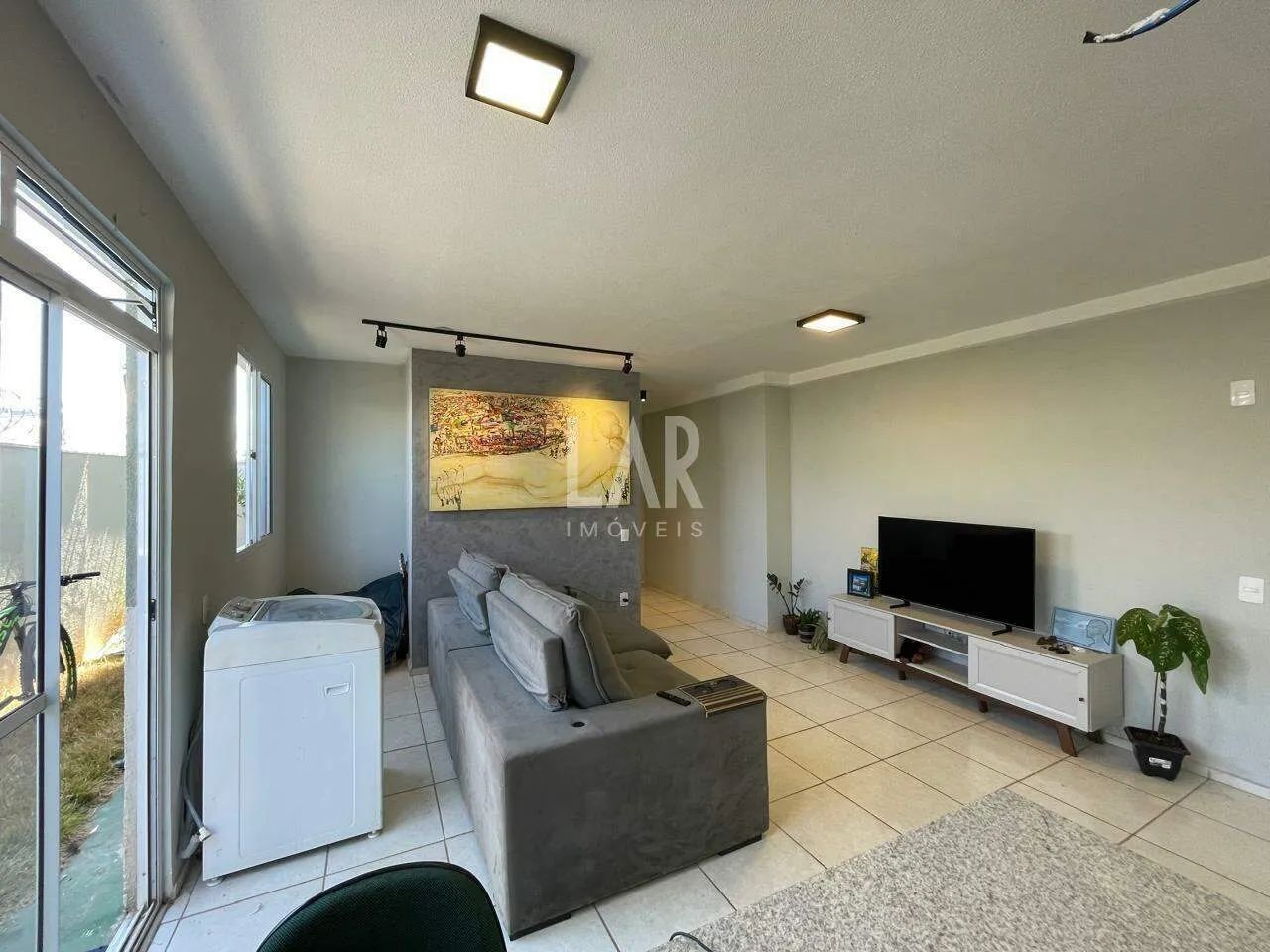 Apartamento à venda, Palmeiras, com 1 quarto, 61m²