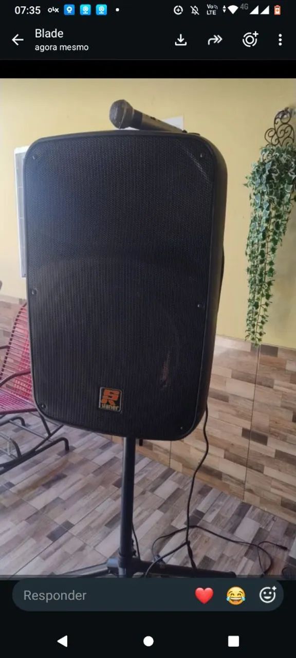 caixa de som Staner ativa semi nova com pedestal e controle  - Foto 4