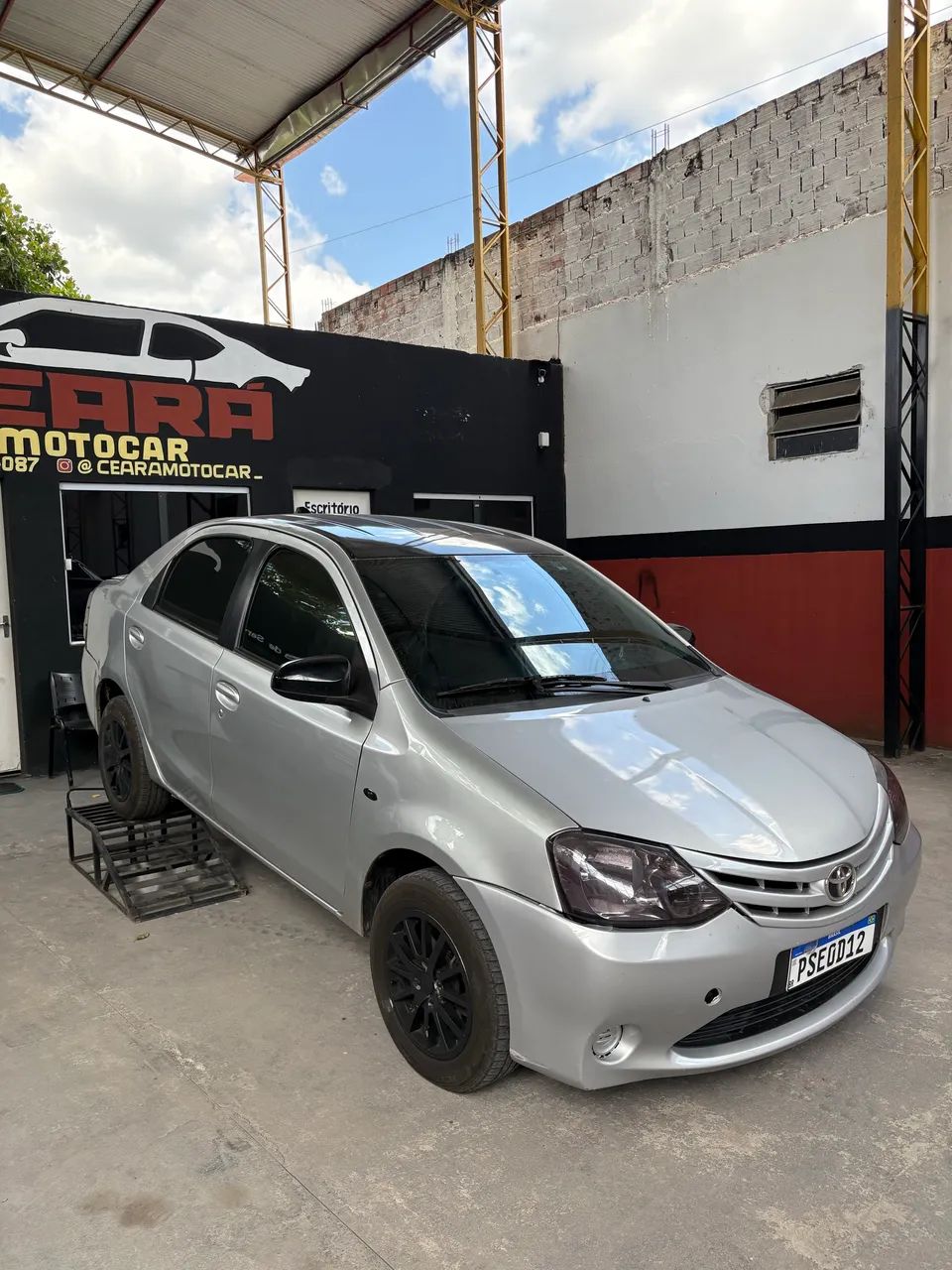 Toyota Etios ETIOS XS SEDAN1.5 FLEX 16V 4P MEC. 2015