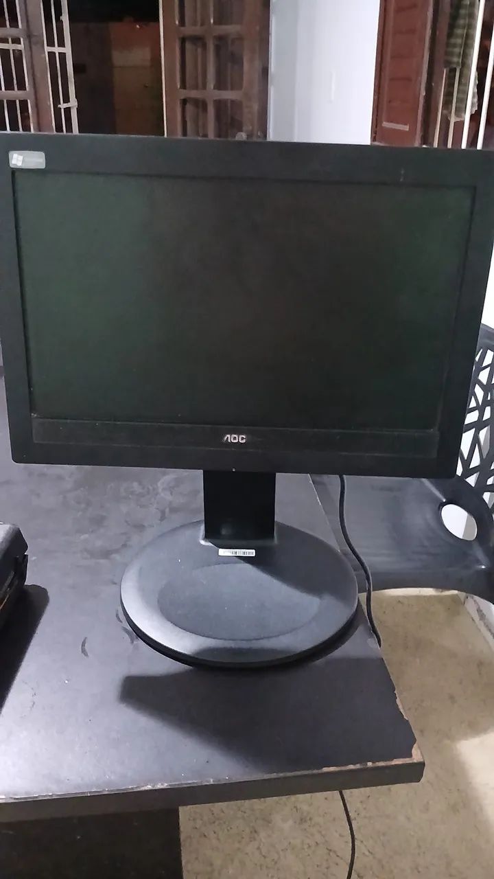 Monitor AOC de 15" sem falhas e nenhuma marca - Foto 3