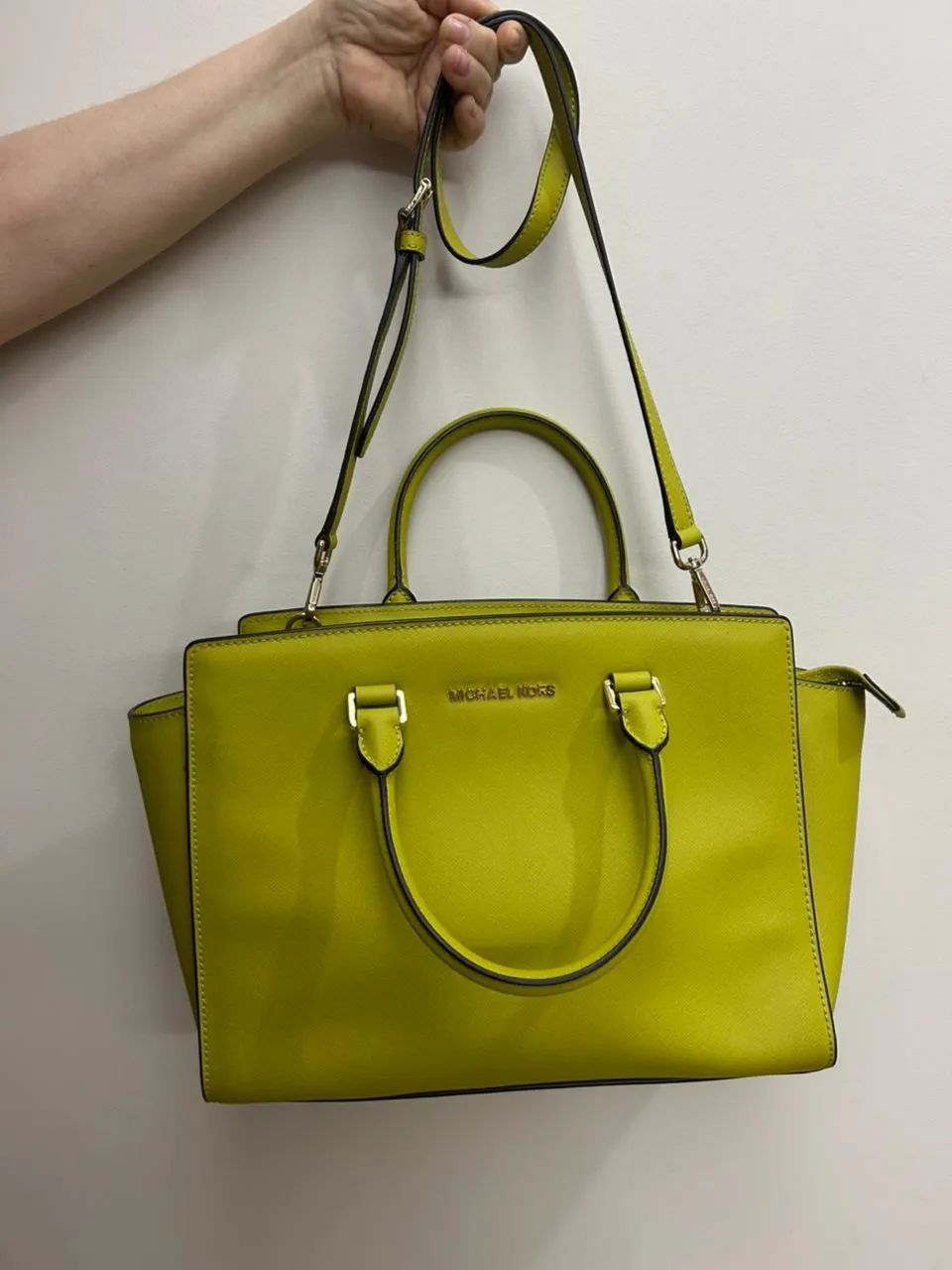 Bolsa Mickael Kors - Foto 2