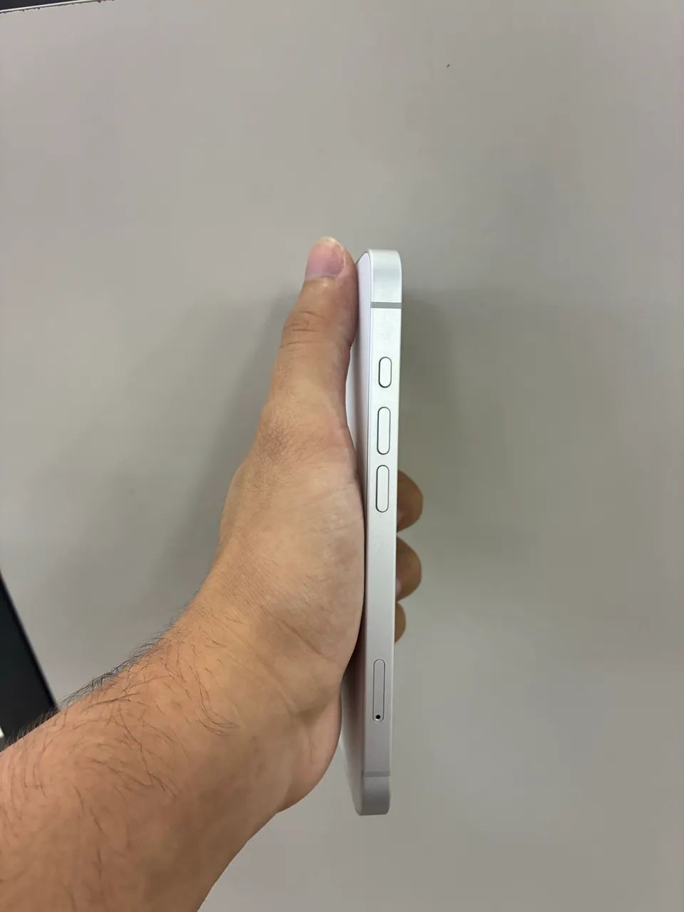 IPHONE 16E (SEMI ZERO) - Foto 3