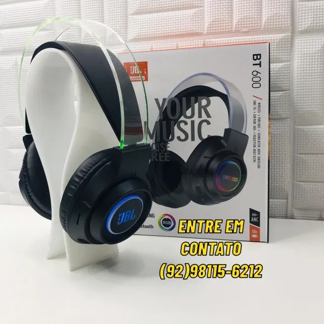 Fone de Ouvido JBL com LED e Design Moderno