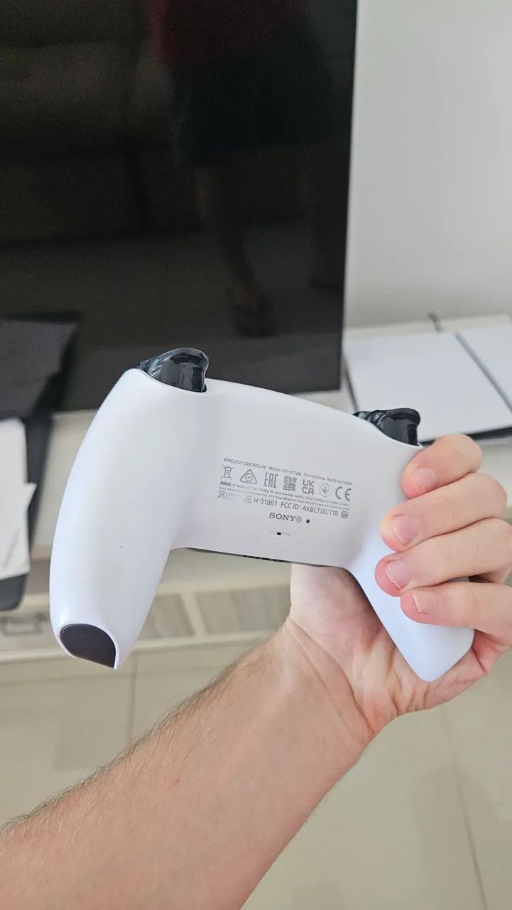 PS5 Slim c/ Leitor de Disco - Foto 4