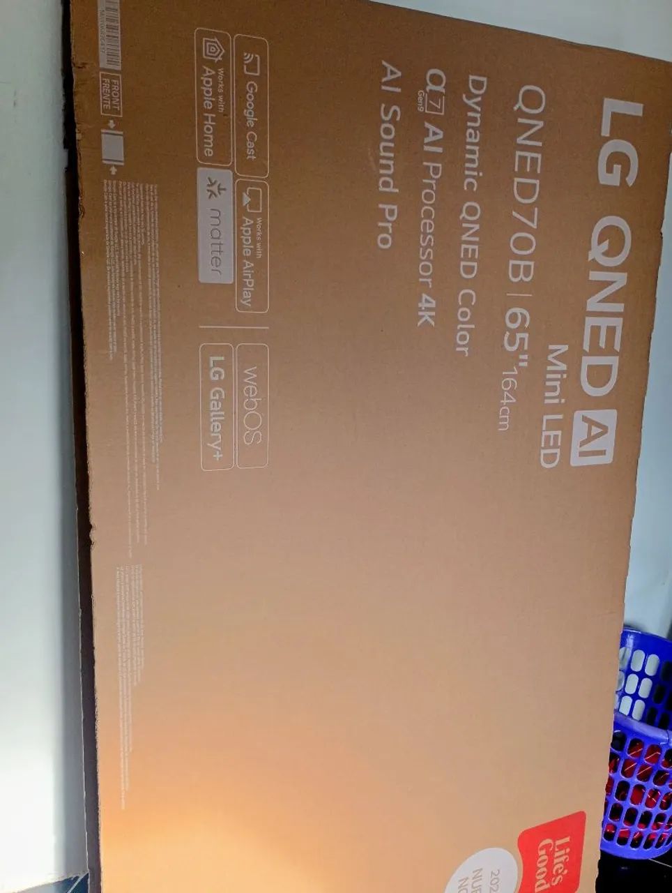 Caixa de tv de 65", LG. Modelo 2026, Qned, mini led