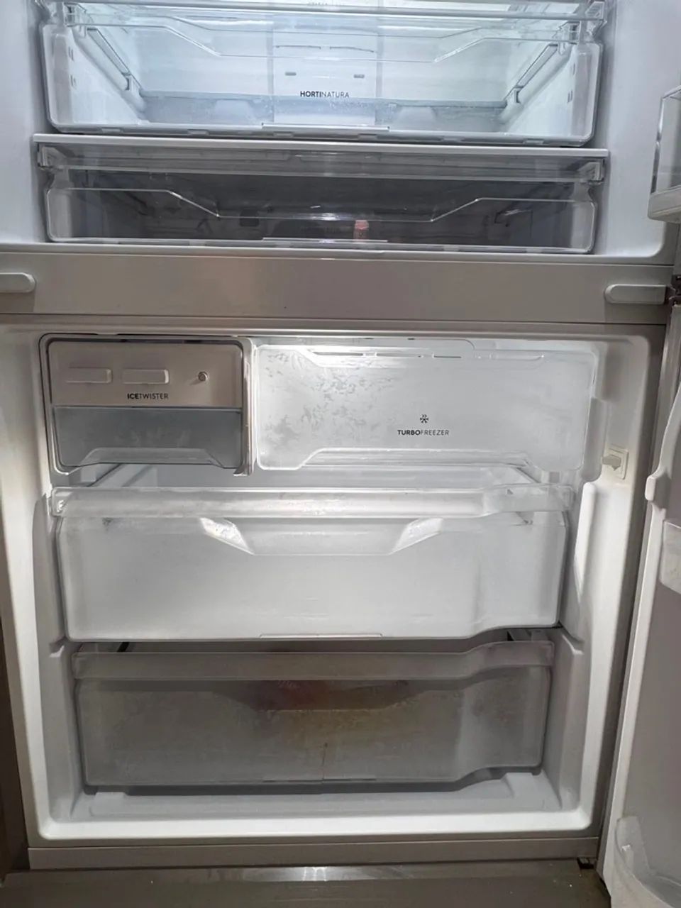 GELADEIRA extremamente conservada, funcionando PERFEITAMENTE! - Foto 4