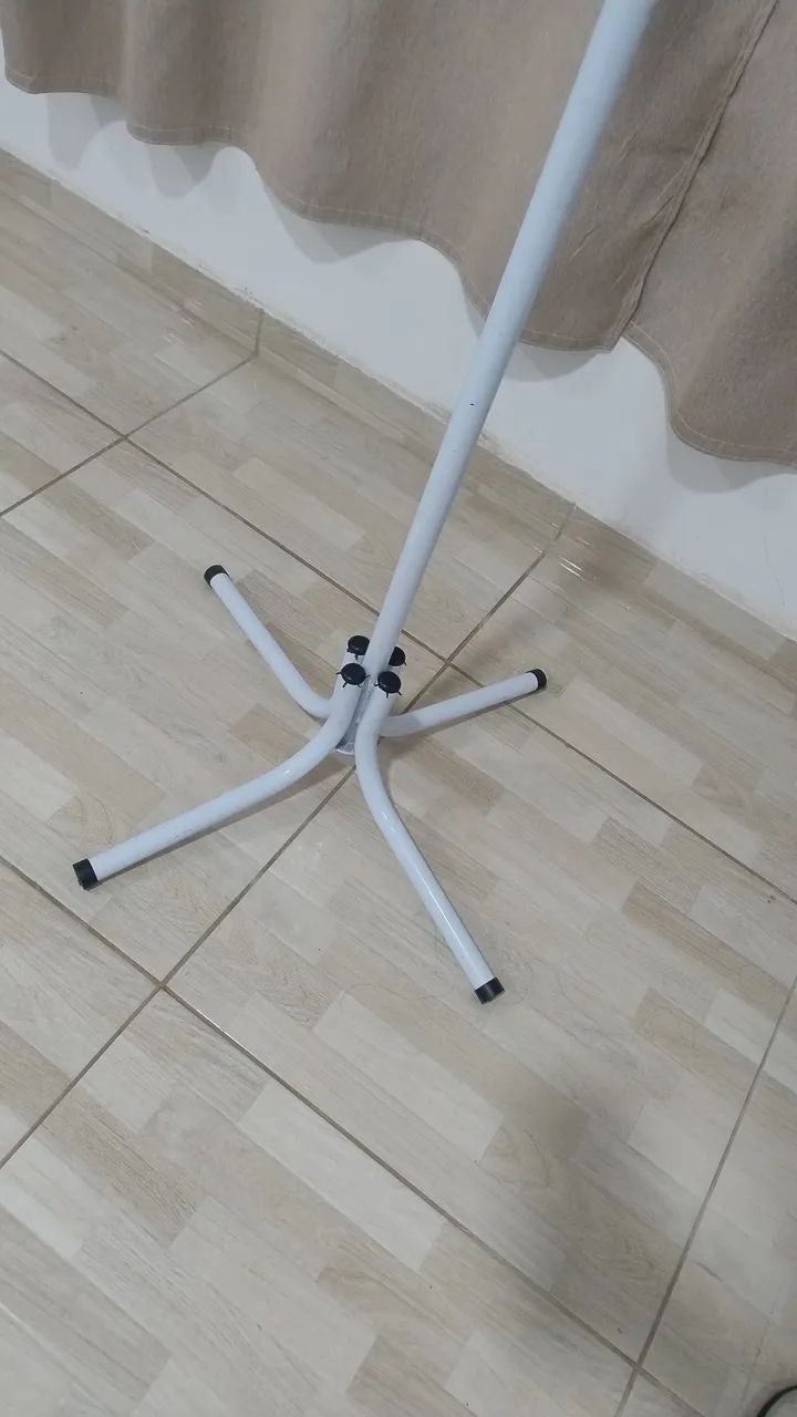 Arara de roupas (1,60m) - Foto 4
